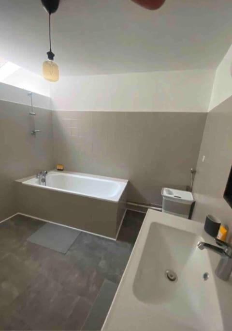 Appartement De Charme Au Coeur Du Centre Ville . Millau Zewnętrze zdjęcie